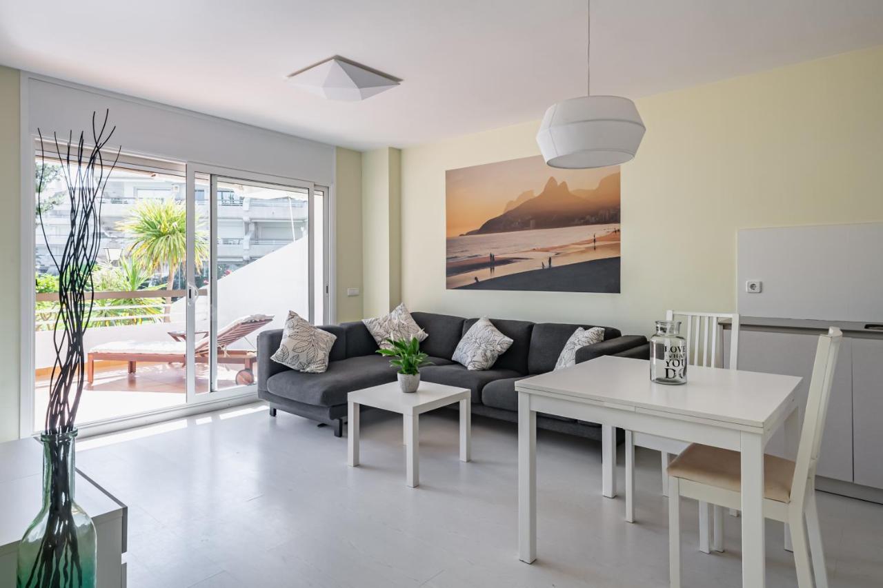 Apartamento Bahia Blanca Виланова-и-ла-Желтру Екстериор снимка