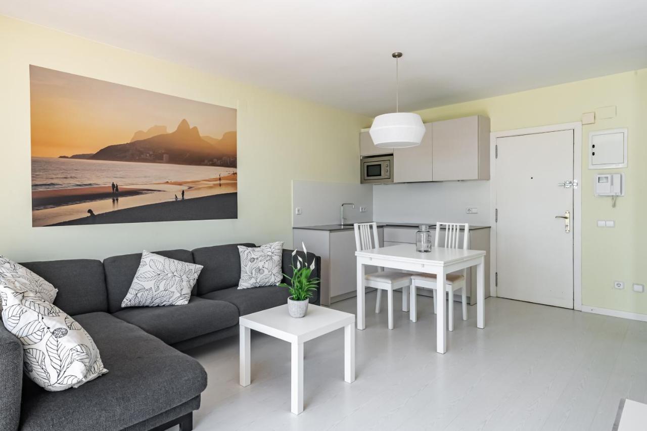 Apartamento Bahia Blanca Виланова-и-ла-Желтру Екстериор снимка