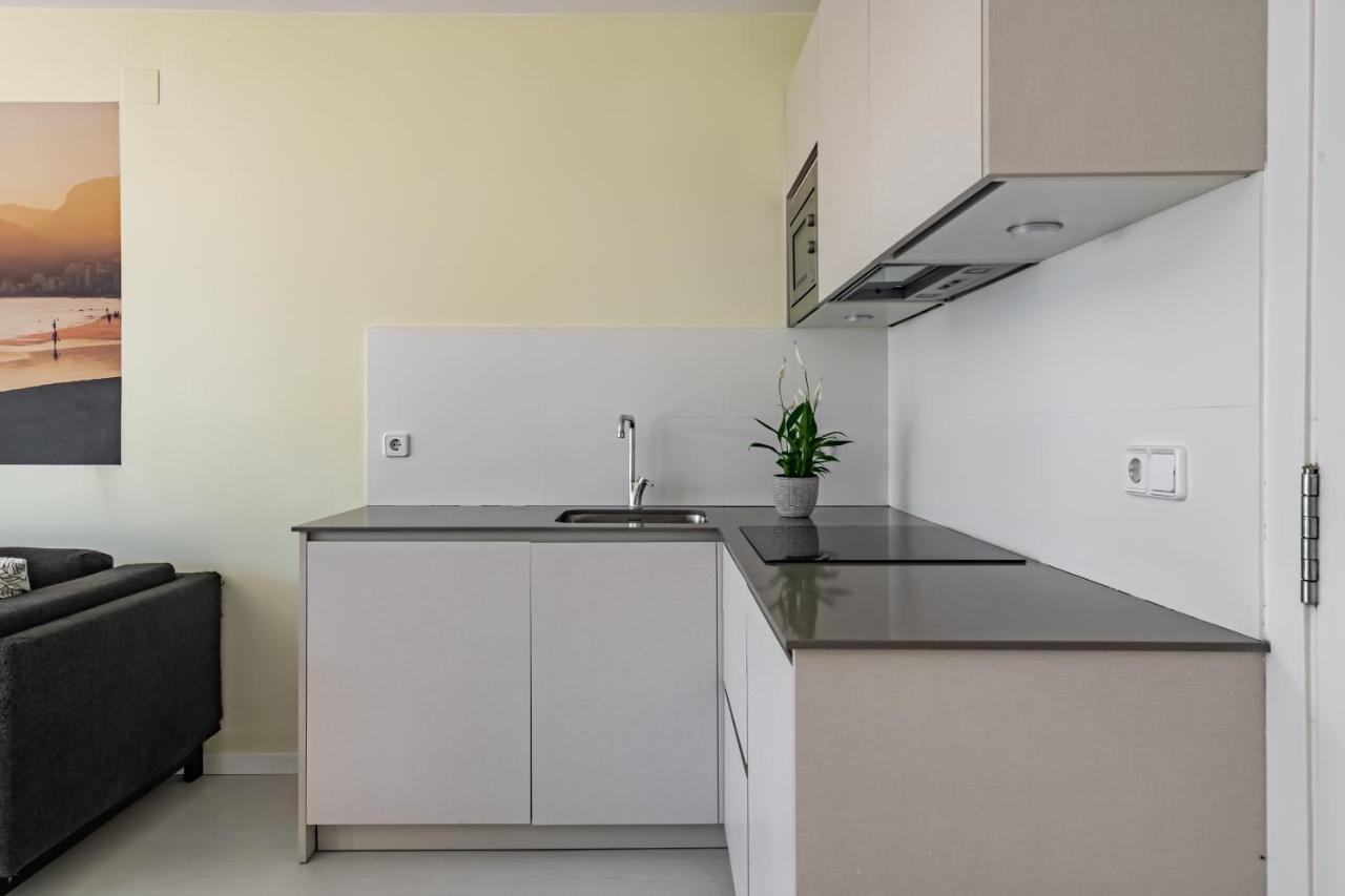 Apartamento Bahia Blanca Виланова-и-ла-Желтру Екстериор снимка
